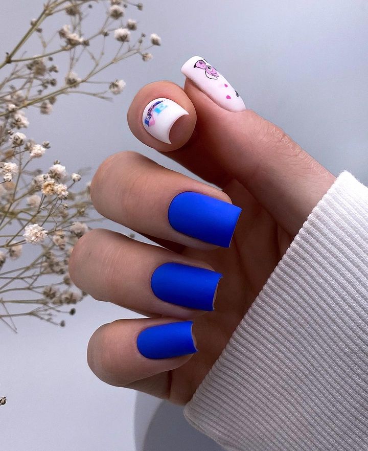 kobaltowe paznokcie niebieskie paznokcie