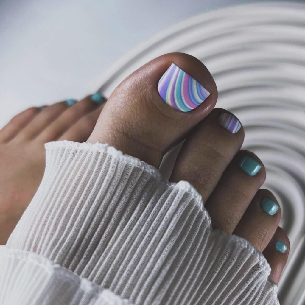 jaki pedicure na lato 2026