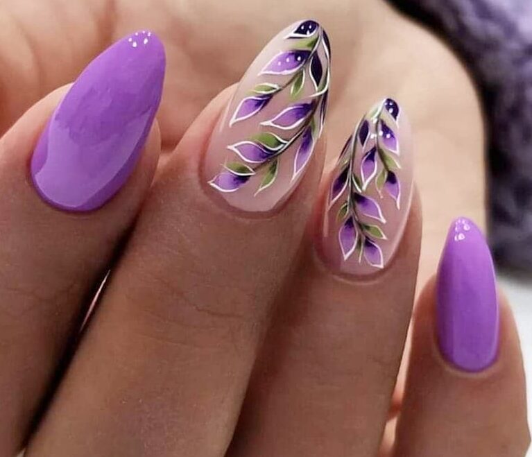 kwiaty malowane na paznokciach