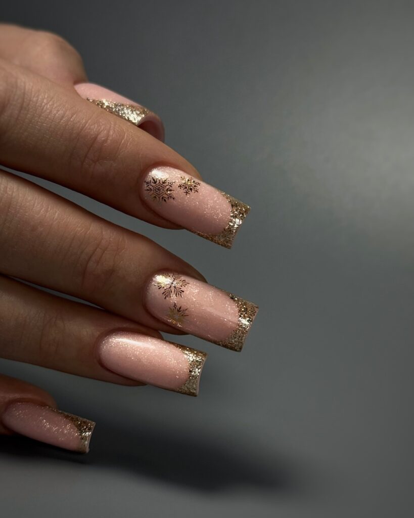 szampański manicure