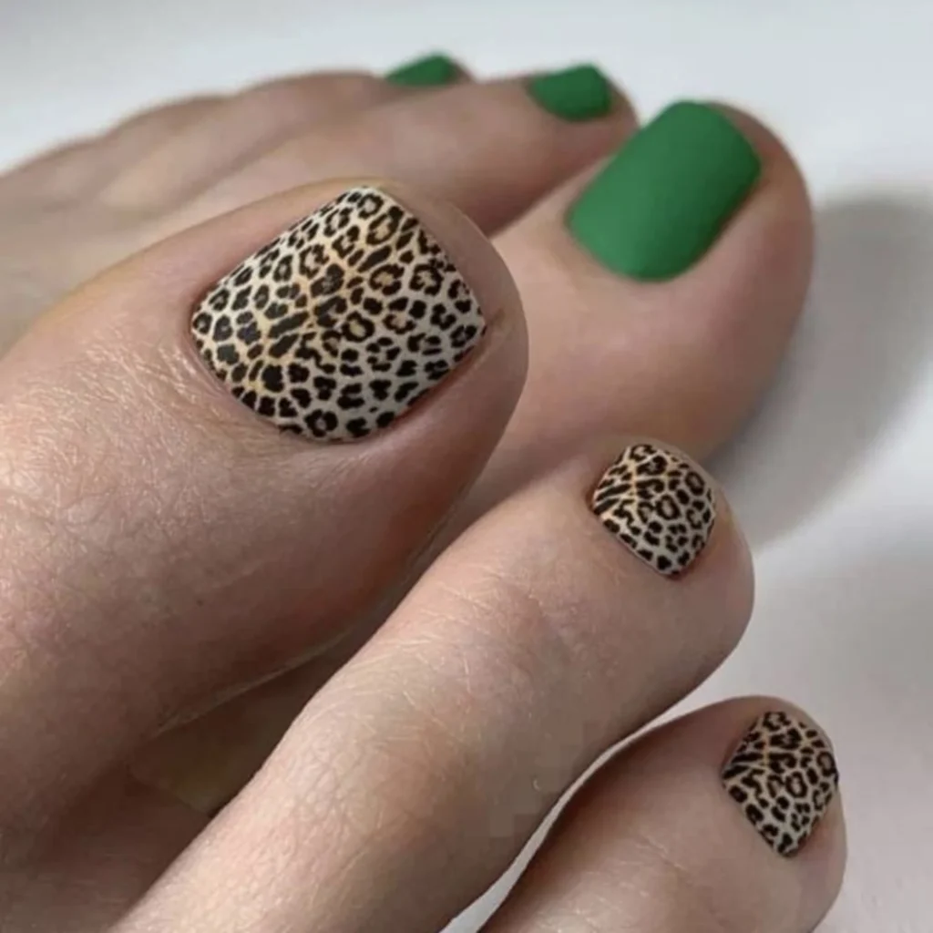 pedicure 2025