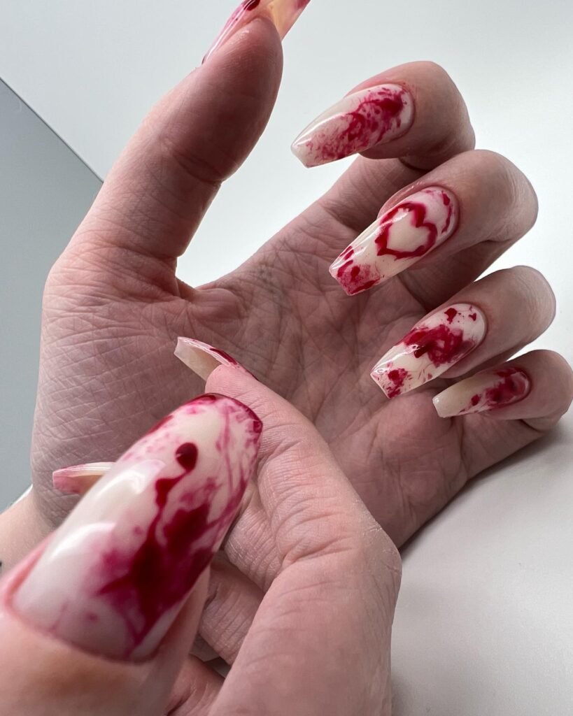 manicure na halloween