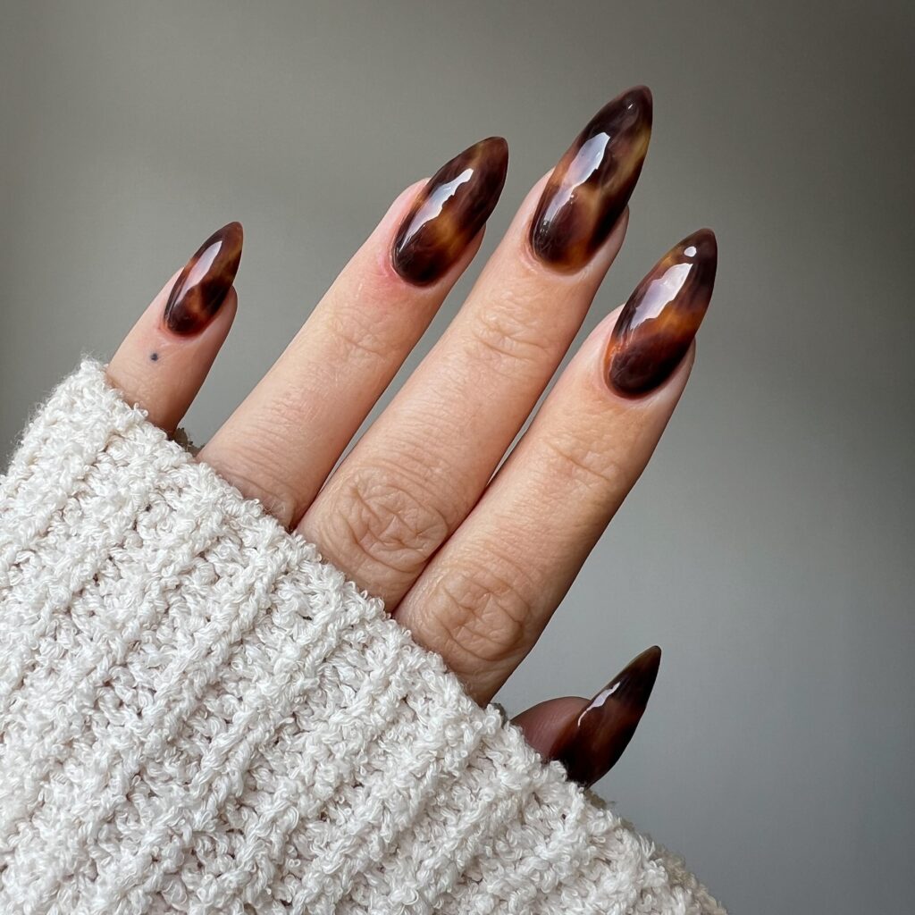 nowoczesny manicure