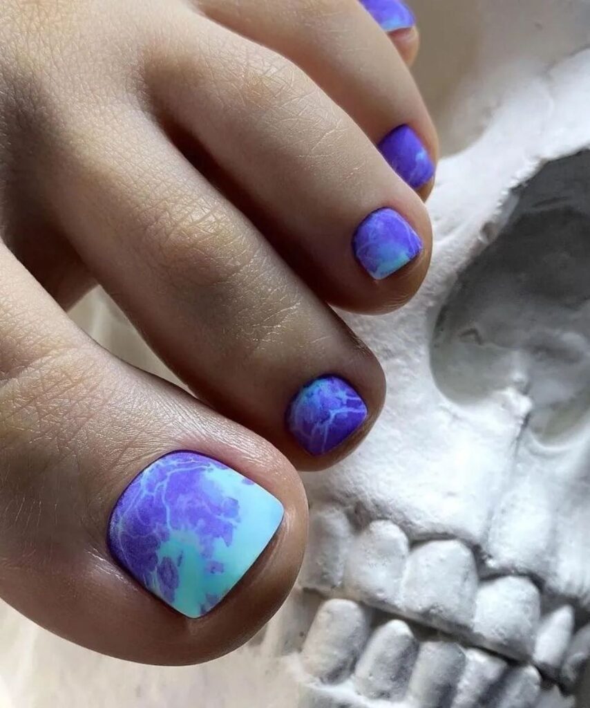 modny pedicure 2026