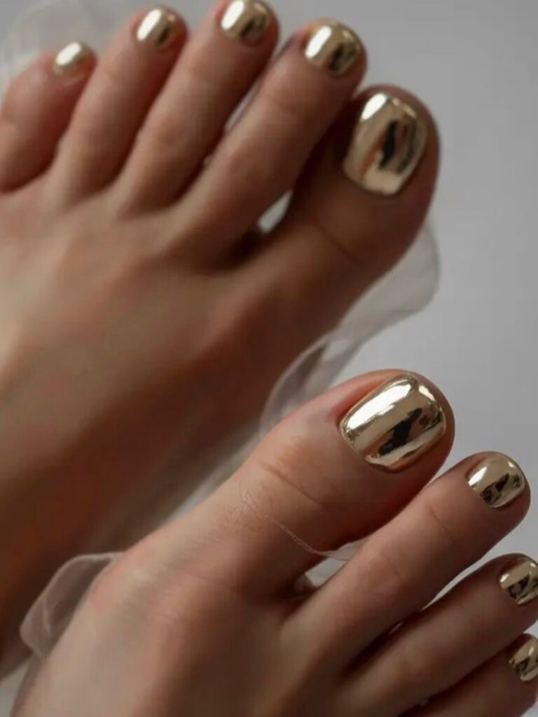chrome pedicure