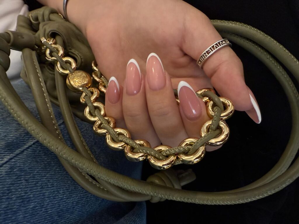 french manicure tutorial