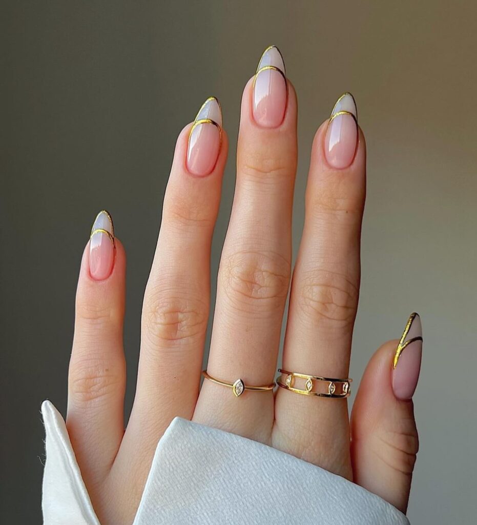micro french manicure