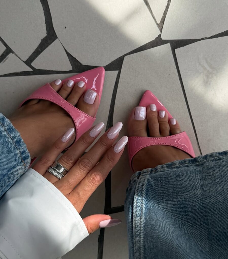trendy pedicure