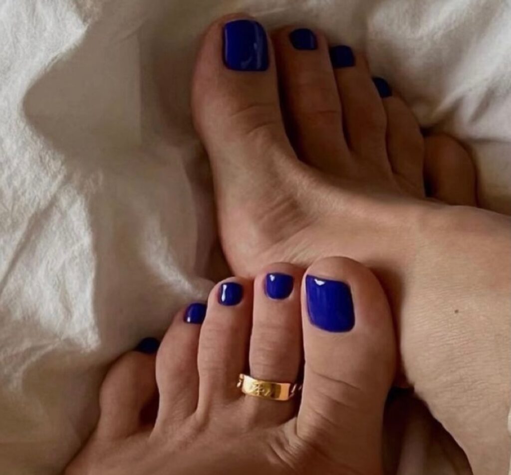 pedicure hybrydowy