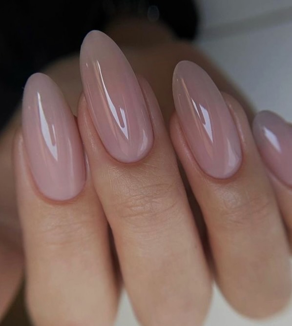 lip gloss nails